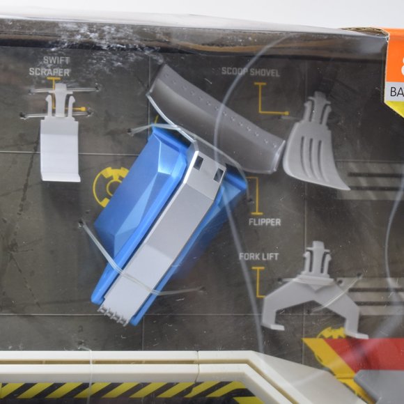 HexBug Toys Hexbug Battlebots Build Your Own Battlebox Strategy Kit New Poshmark